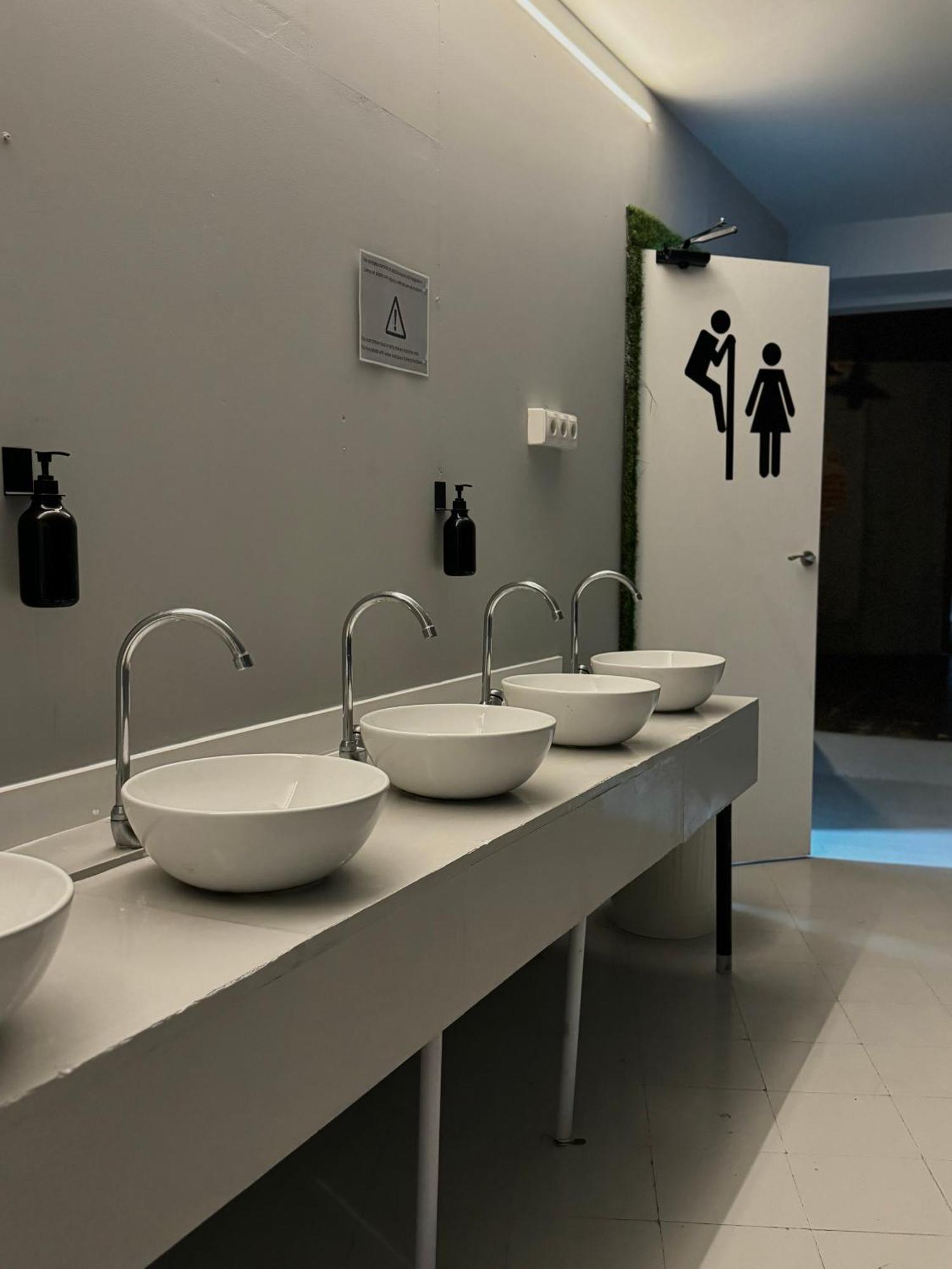 Hotel Naap Walencja Zewnętrze zdjęcie